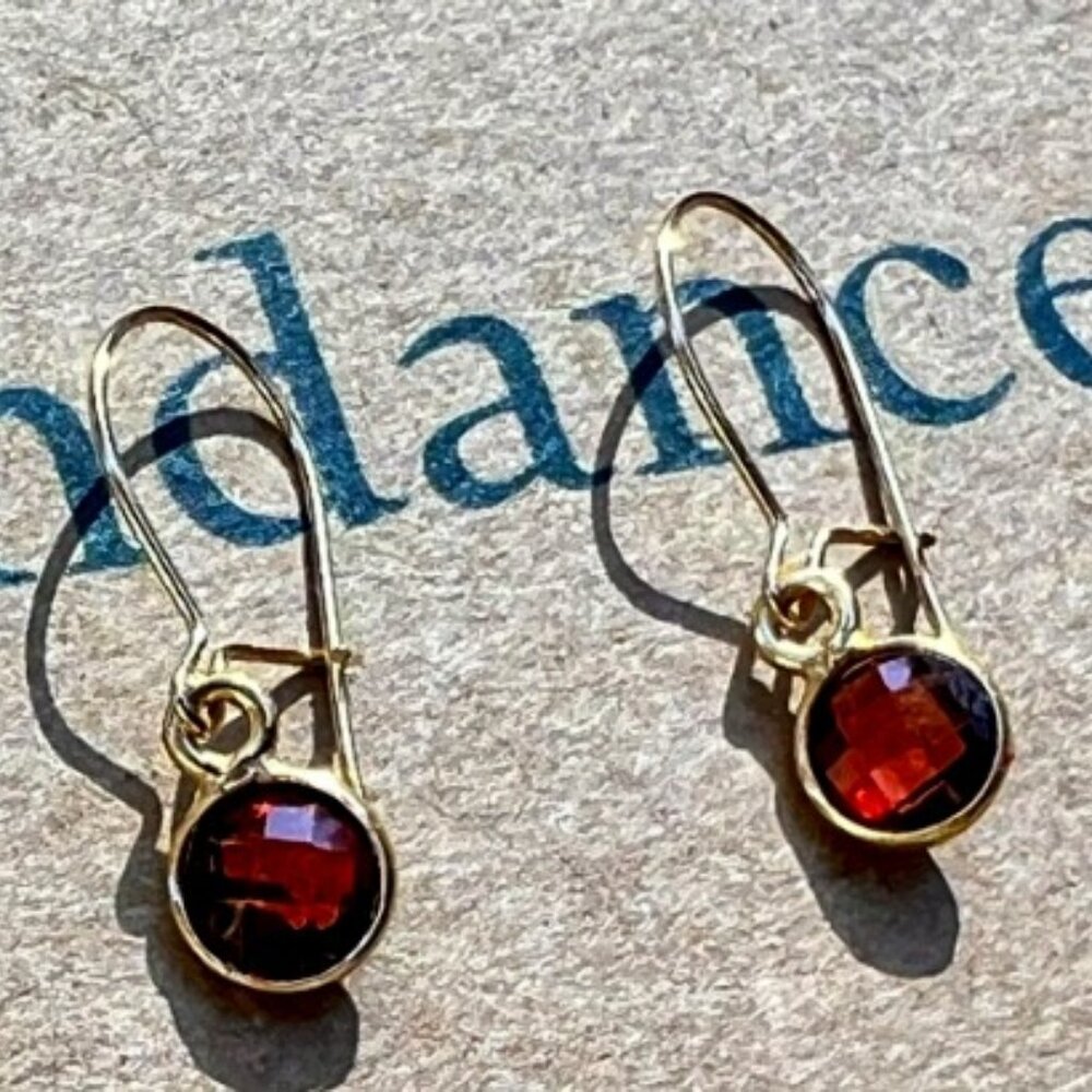 Sundance $88 NEW 3/4" Red GARNET 14kt Gold GF JANUARY Birthstone Gem Earrings